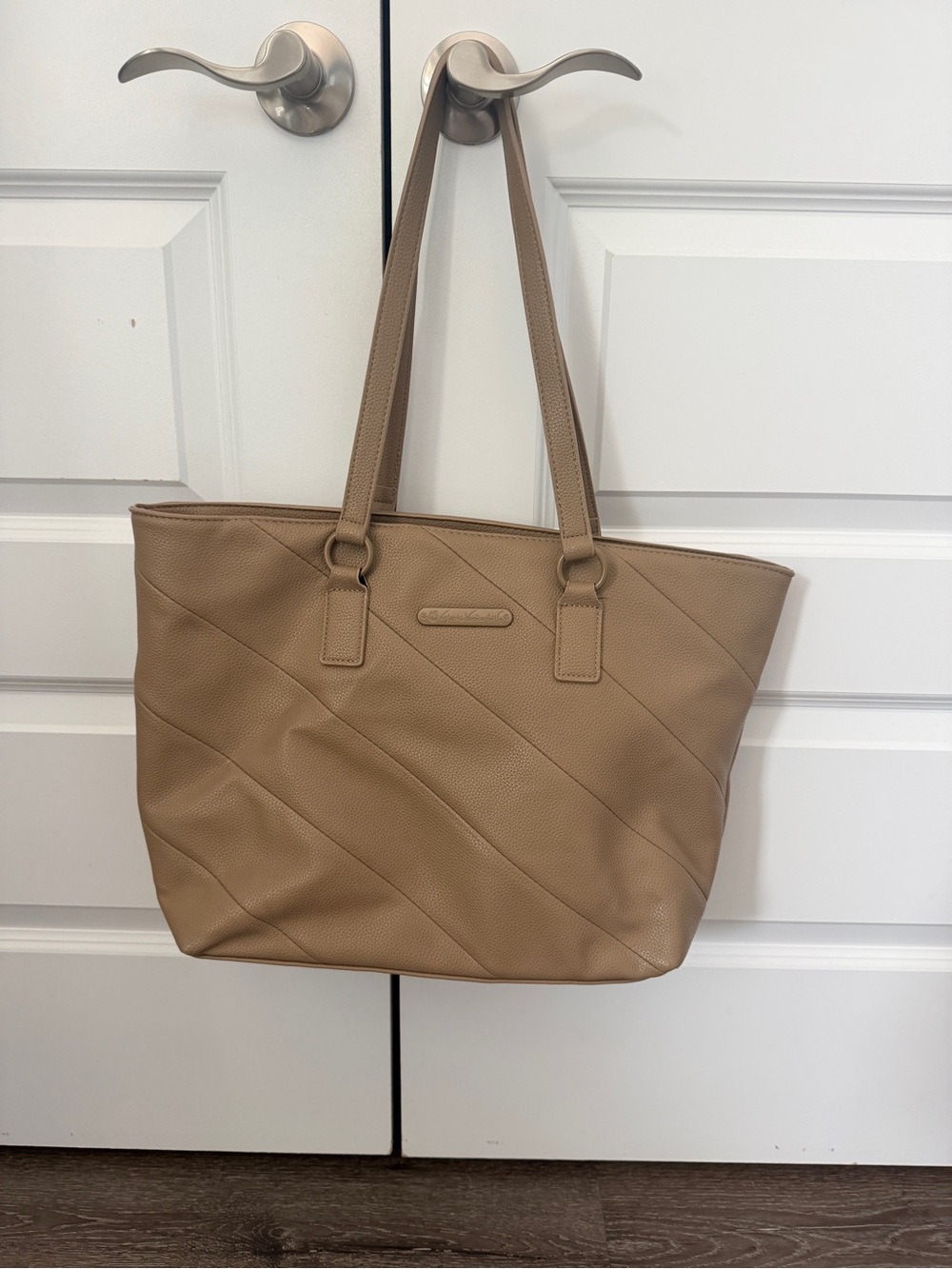 Classic Quilted Tote Bag in Taupe